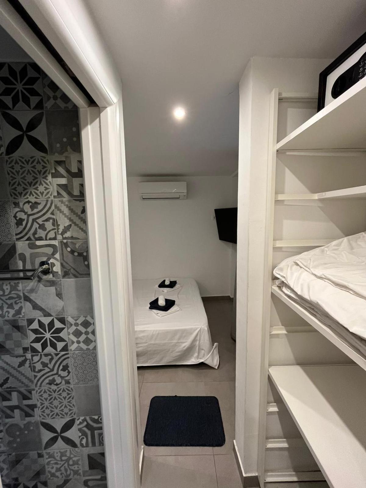 X Boutique Marinac Studio Apartments & Rooms Šibenik Exteriör bild